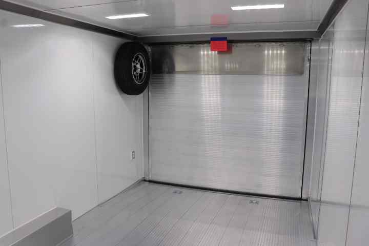 inTech Lite Series Motorsport Trailer