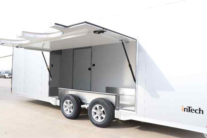 inTech Lite Series Motorsport Trailer