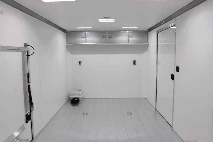 inTech Lite Series Motorsport Trailer