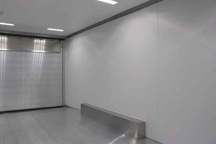 inTech Lite Series Motorsport Trailer