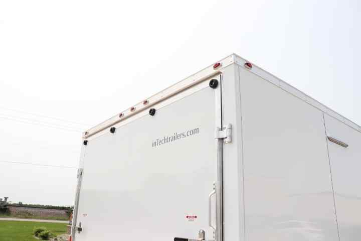 inTech Lite Series Motorsport Trailer