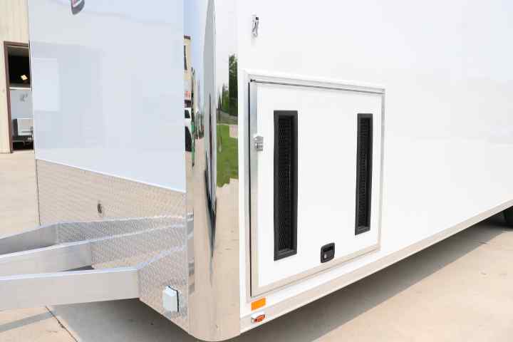 inTech Lite Series Motorsport Trailer