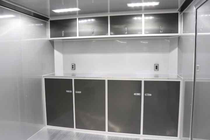 inTech Lite Series Motorsport Trailer