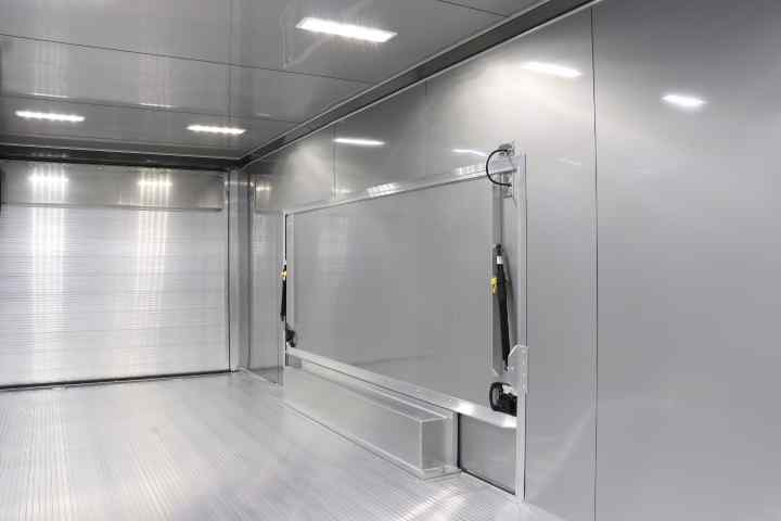 inTech Lite Series Motorsport Trailer