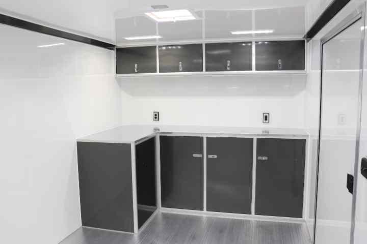 inTech Lite Series Motorsport Trailer