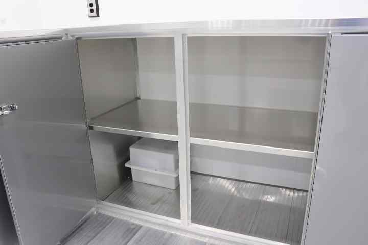 inTech Lite Series Motorsport Trailer