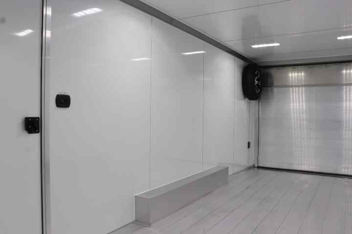 inTech Lite Series Motorsport Trailer