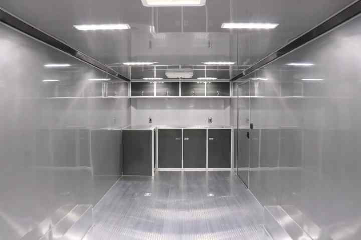 inTech Lite Series Motorsport Trailer