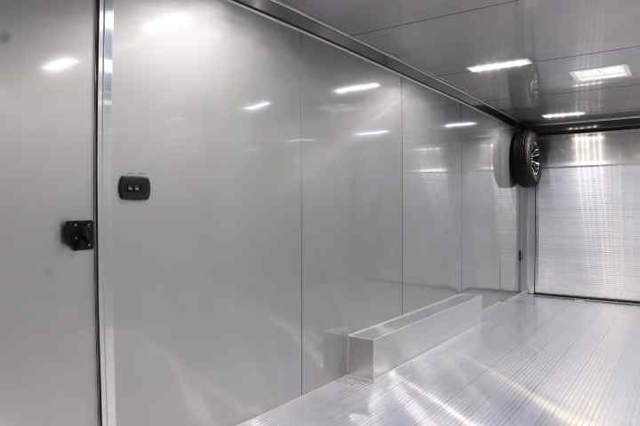inTech Lite Series Motorsport Trailer