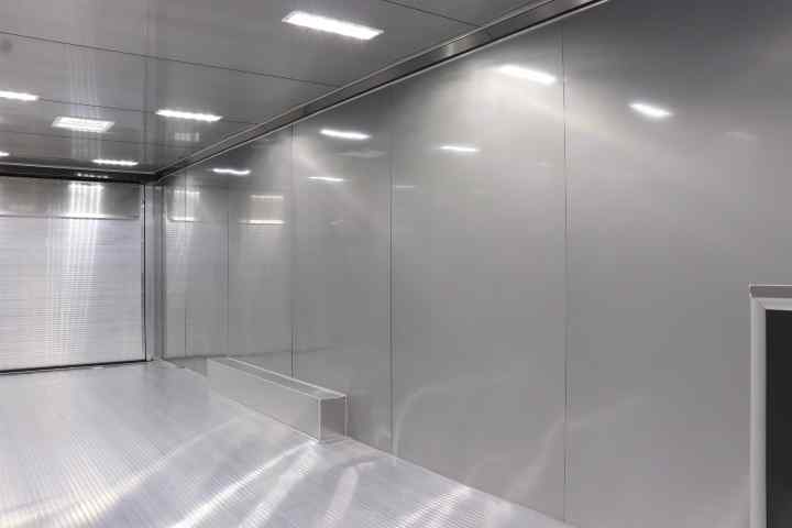 inTech Lite Series Motorsport Trailer