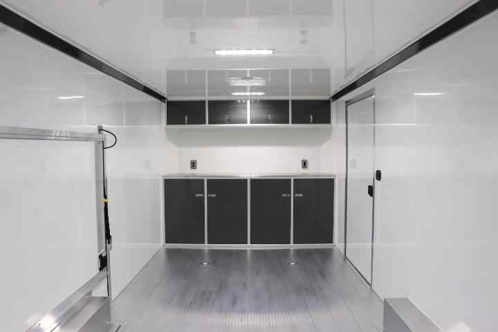 inTech Lite Series Motorsport Trailer
