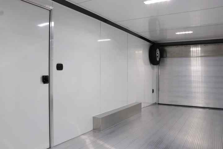 inTech Lite Series Motorsport Trailer