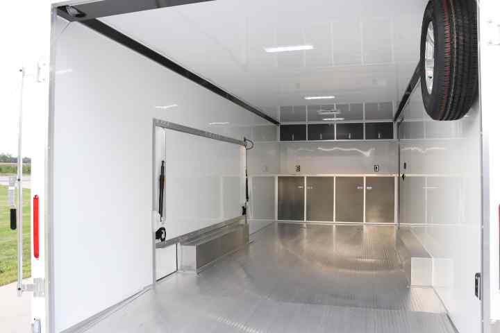 inTech Lite Series Motorsport Trailer
