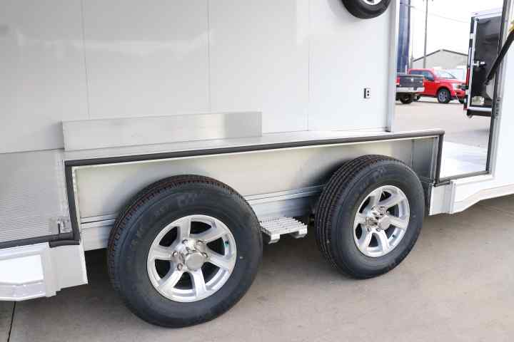 inTech Lite Series Motorsport Trailer
