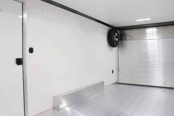 inTech Lite Series Motorsport Trailer