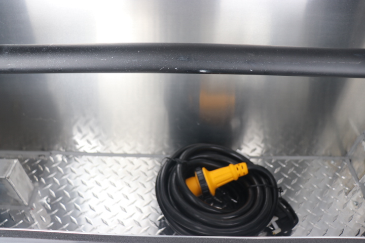 inTech Lite Series Motorsport Trailer