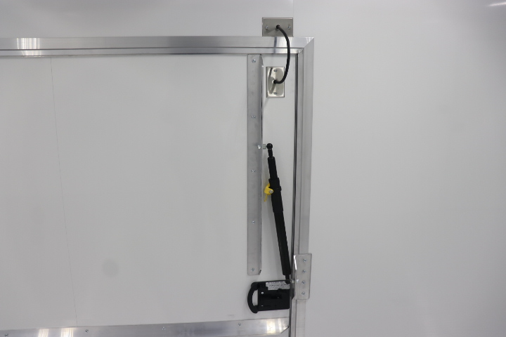 inTech Lite Series Motorsport Trailer