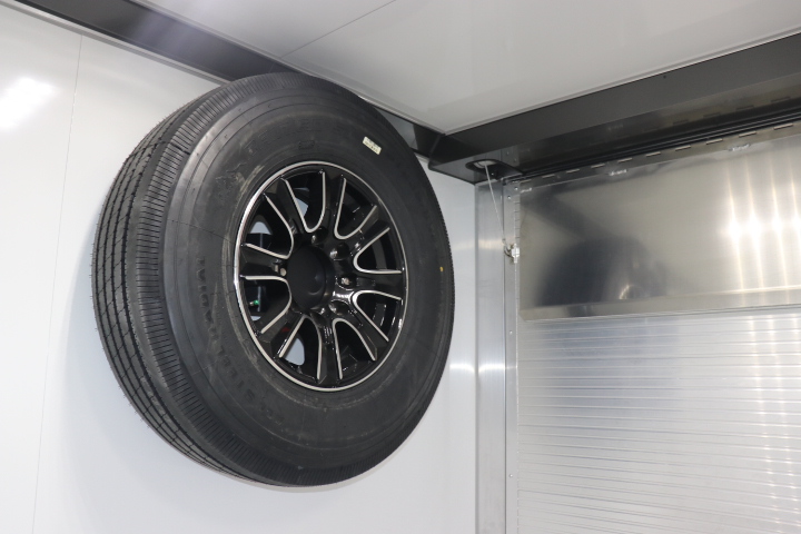 inTech Lite Series Motorsport Trailer