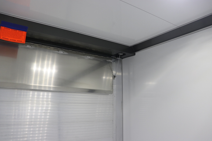 inTech Lite Series Motorsport Trailer