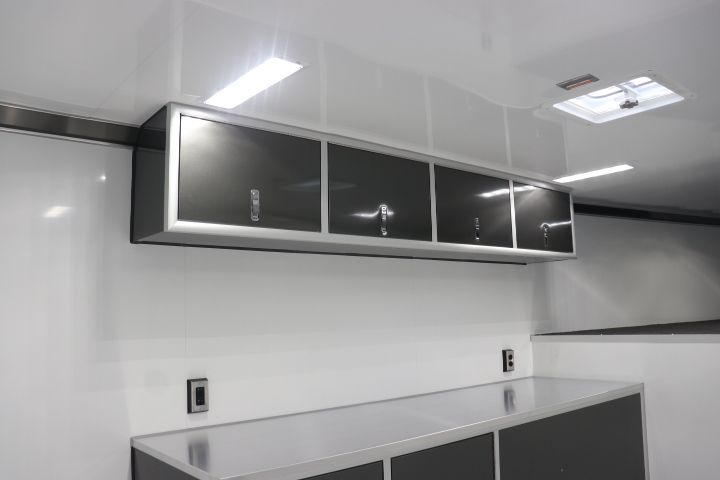 inTech Lite Series Motorsport Trailer
