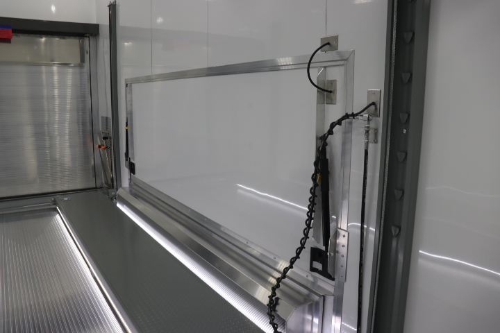 inTech Lite Series Motorsport Trailer
