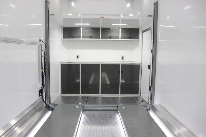 inTech Lite Series Motorsport Trailer