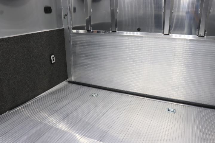 inTech Tag Trailer