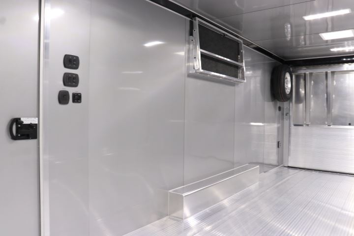 inTech Tag Trailer