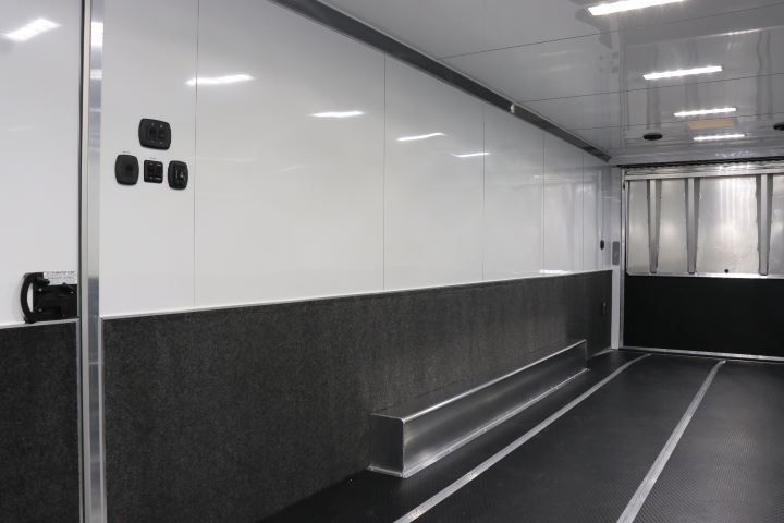 inTech Tag Trailer