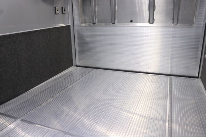 inTech Tag Trailer