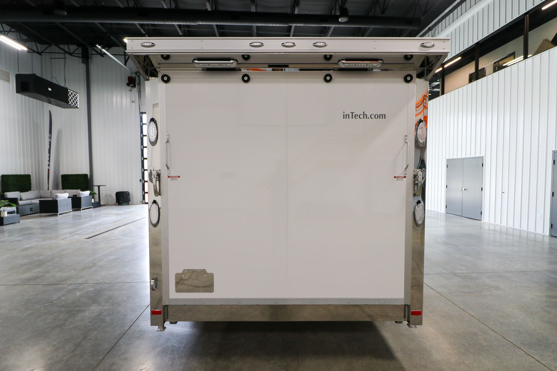 inTech Tag Trailer