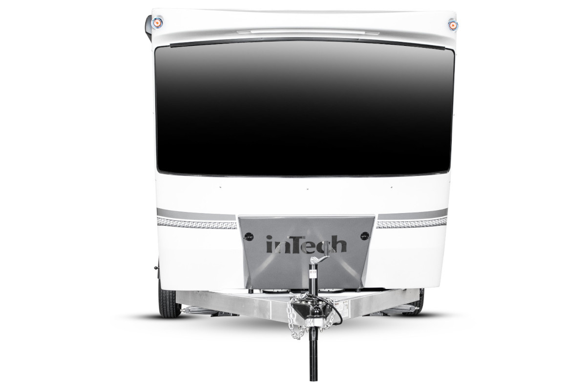 Sol Horizon camper exterior